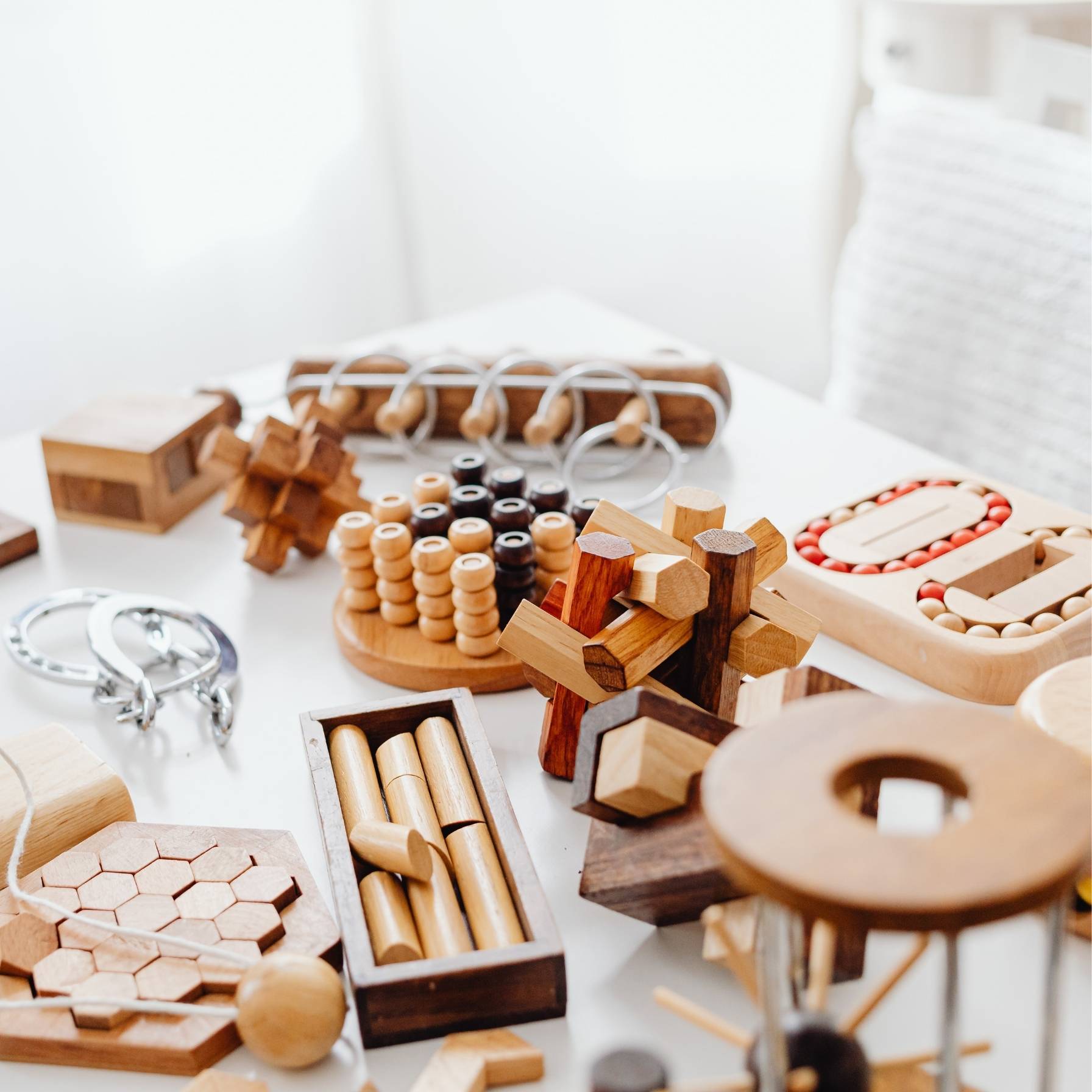 Juegos personalizados y sostenibles para empresas como merchandising lúdico responsable