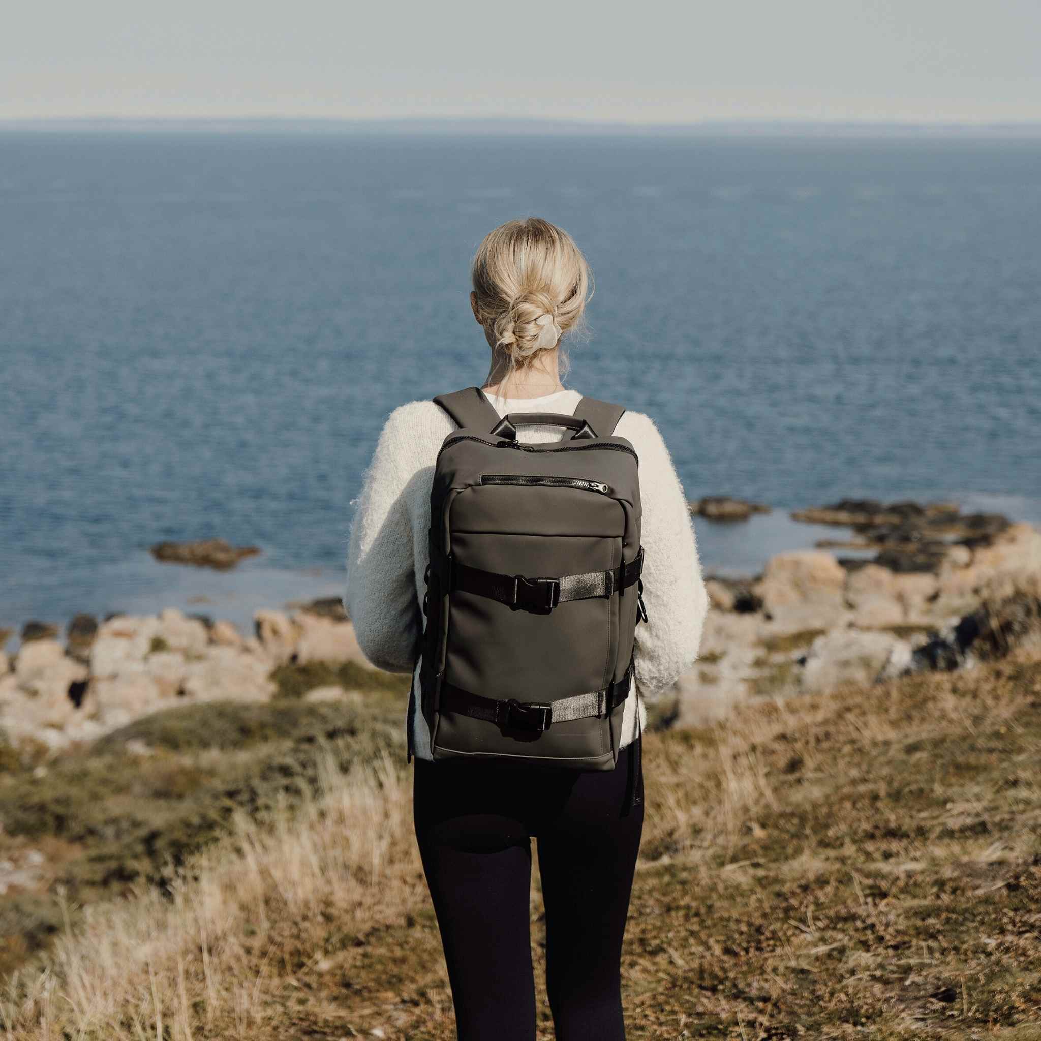 Mochilas personalizadas sostenibles fabricadas con materiales responsables para empresas