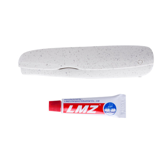 Detalle del cepillo de dientes ecológico de caña de trigo y PP reutilizable