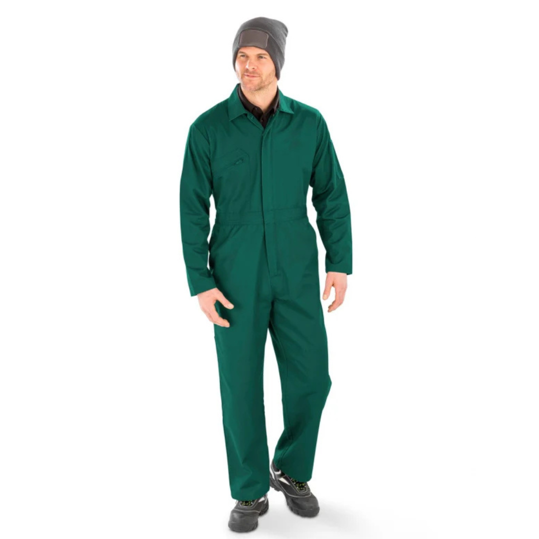 Mono técnico de poliéster reciclado con cremallera frontal y múltiples bolsillos, ideal para merchandising ecológico y regalos corporativos sostenibles.