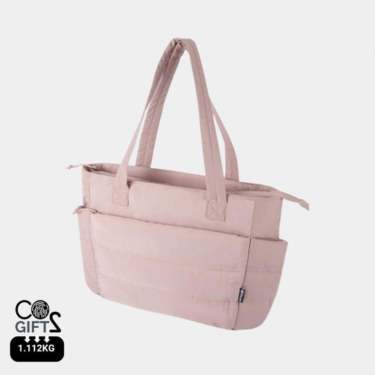 Bolsa Tote rosa paravportatil reciclada utilizada como regalo corporativo sostenible con huella carbono medida ESG
