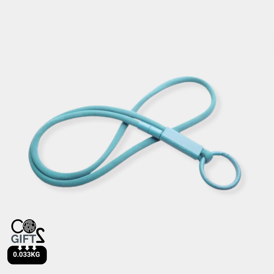 Lanyard azul claro reciclado fabricado en Portugal bajo impacto ambiental eventos ESG