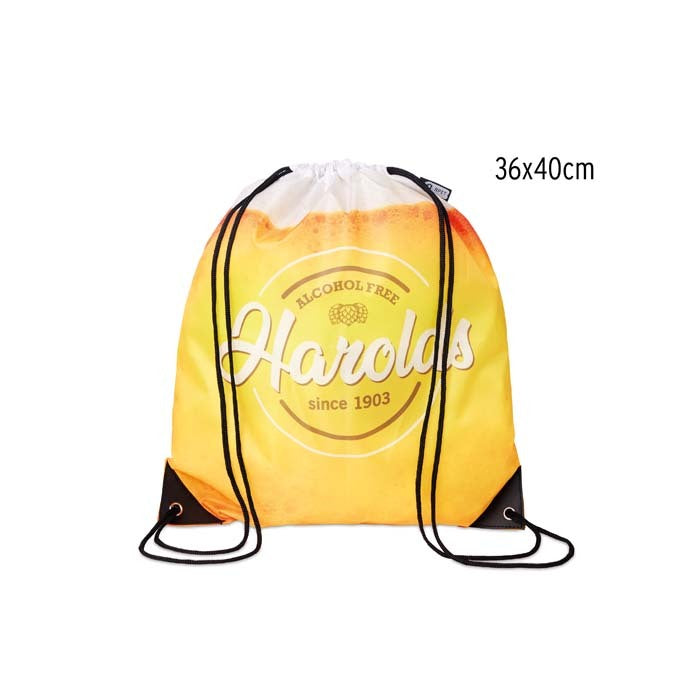 Mochila ligera de material reciclado para actividades deportivas