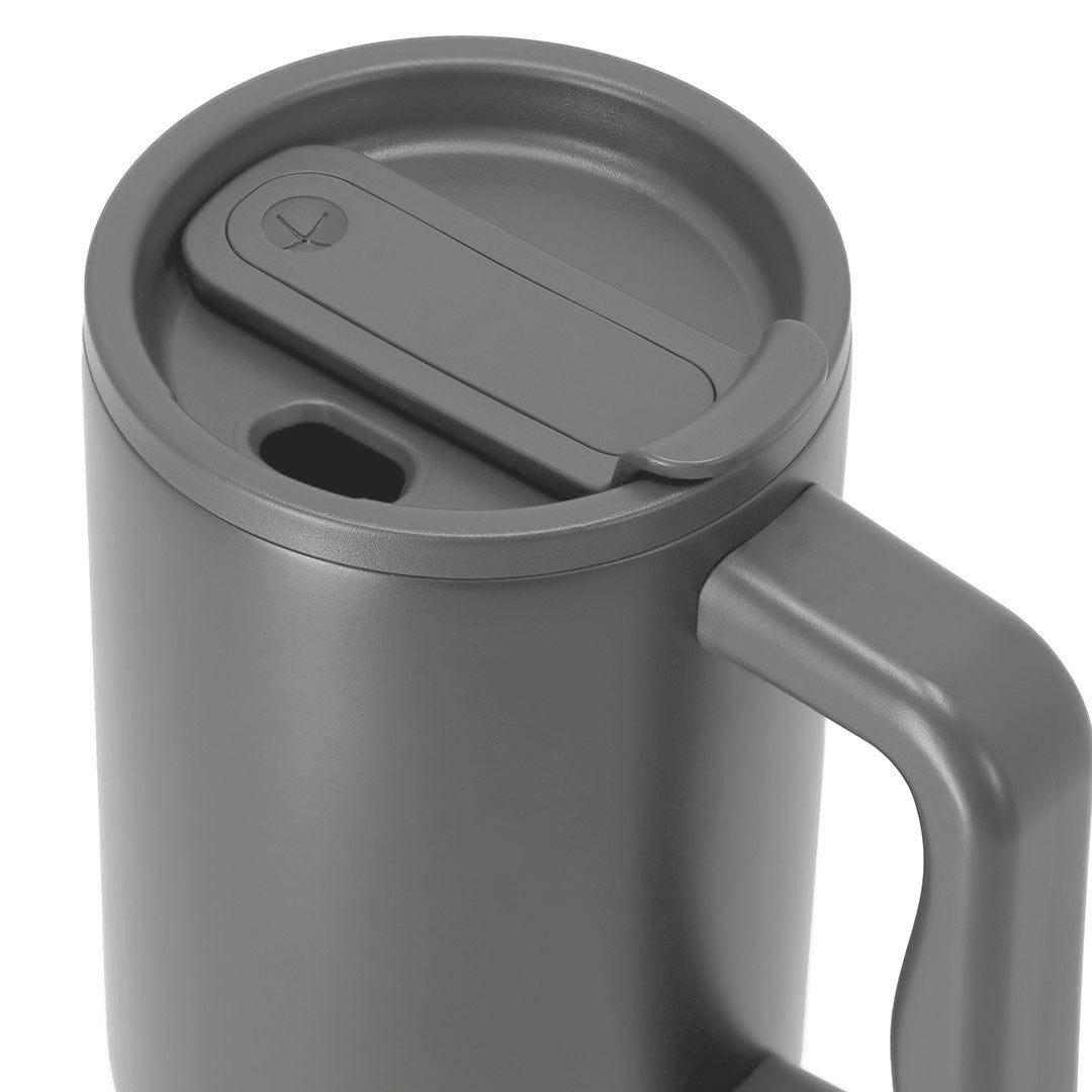 Taza corporativa con tapa a presión y abertura para beber